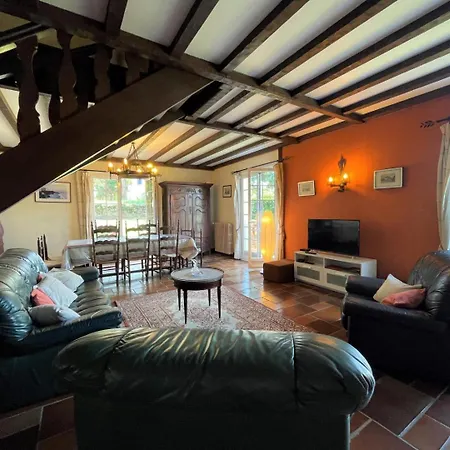Ateka Tatil Evi Saint-Palais (Pyrenees-Atlantiques)