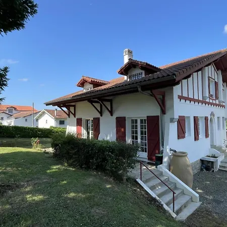 Ateka Tatil Evi *